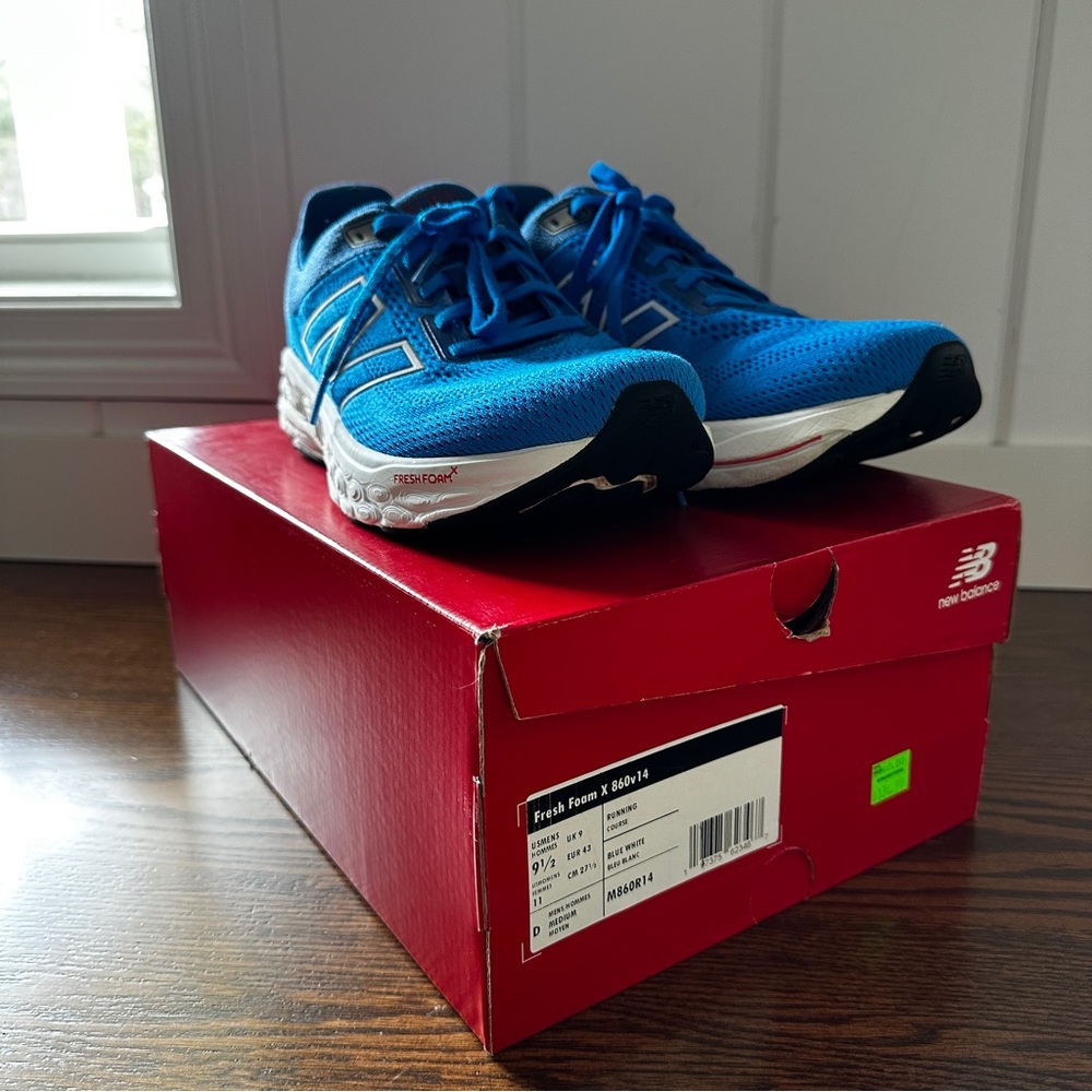 New Balance Blue Running Shoes men’s 9.5